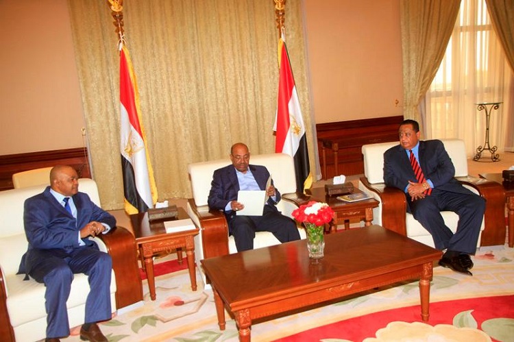 image Coopération Moroni / Khartoum Karihila reçu en audience par le président soudanais